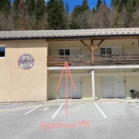 Appartement Ideal Pour Ete Et Hiver, Situe Au Pied Des Pistes De Ski Et Des Sentiers De Randonnee Premanon Exterior photo