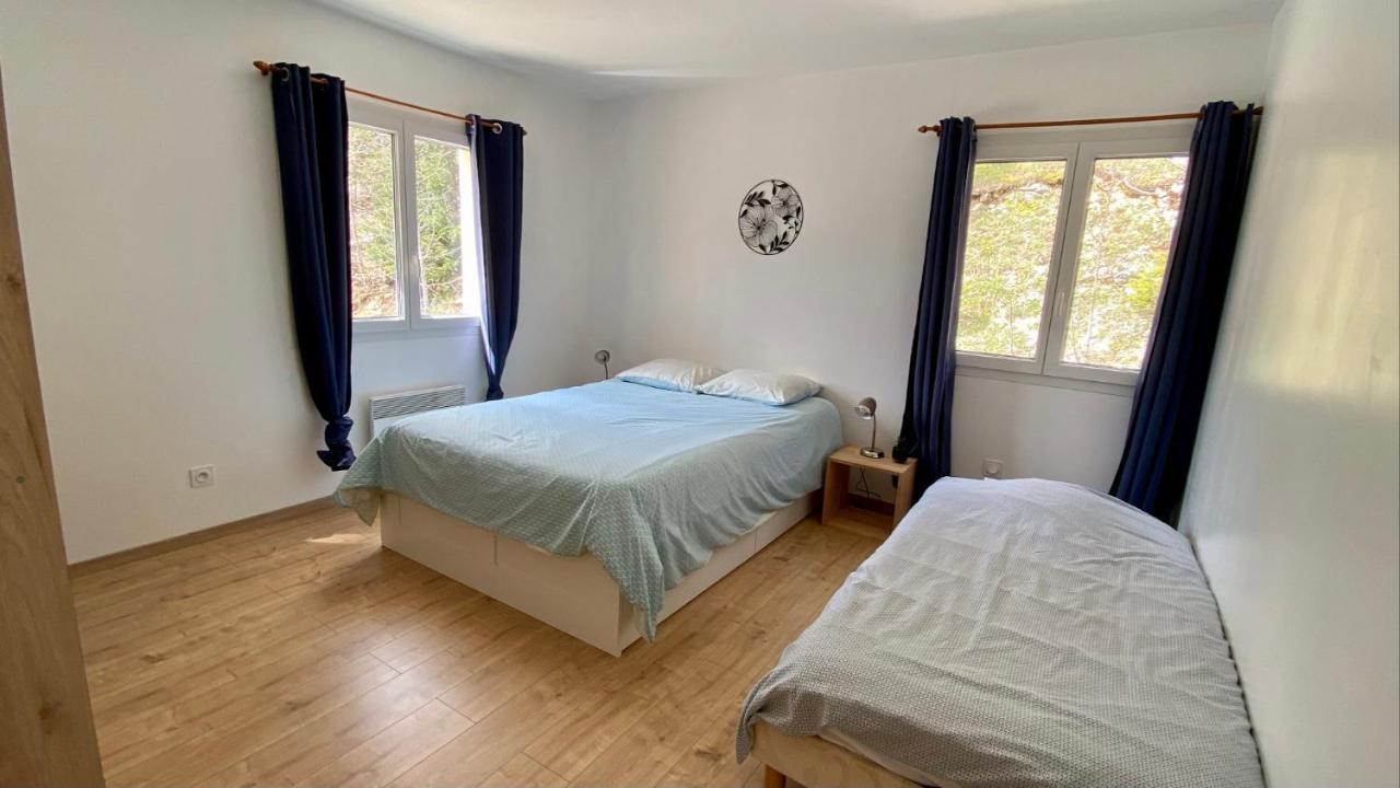 Appartement Ideal Pour Ete Et Hiver, Situe Au Pied Des Pistes De Ski Et Des Sentiers De Randonnee Premanon Exterior photo